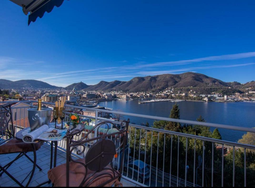 Lo Specchio Sul Lago - The House Of Travelers Όπως Εξωτερικό φωτογραφία